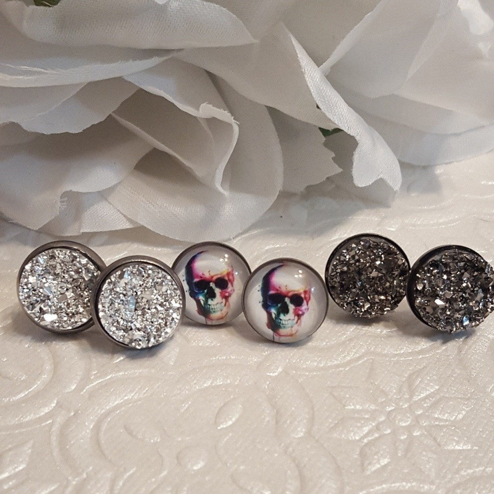 NWOT- Handmade Skull and Druzy Earrings set